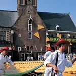 Ferienbungalow Abbes Mit Garten Und Terrasse By Interhome Feriehus Callantsoog