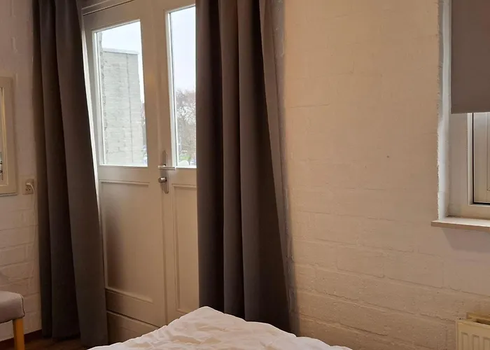 Ferienbungalow Abbes Mit Garten Und Terrasse By Interhome Callantsoog